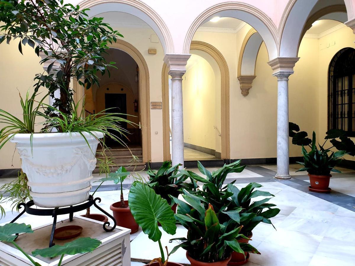 Sherryflat Palacio - Parking Jerez de la Frontera Eksteriør billede